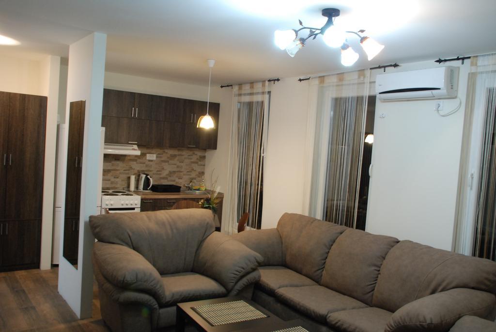 Franstal Apartment